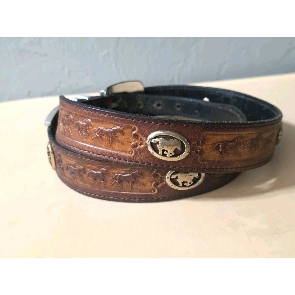 Appaloosa Trading Company Genuine‎ Leather Belt Horses Conchos Size 38